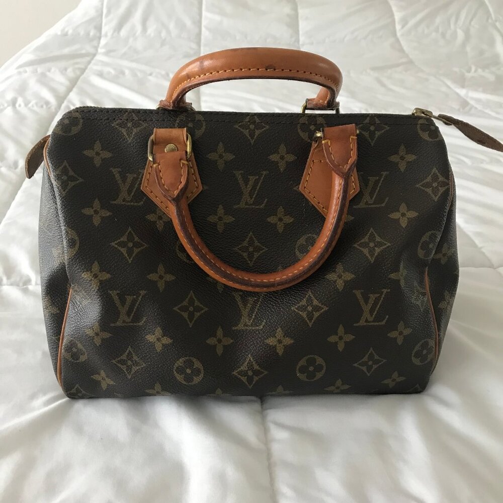 Louis Vuitton Speedy 25 Monogram Bag